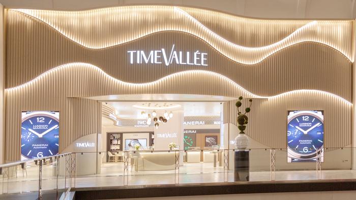 TimeVallée East Rutherford boutique